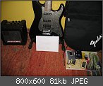 [V] E-Gitarre Squier (Fender) Fat Strat, Verstärker, Lernbuch, uvm.!