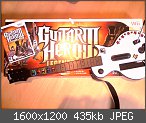 Verkaufe Wii mit Wiikey mit viel Zubehör / Wii Fit / Guitar Hero 3 / Wii Zapper